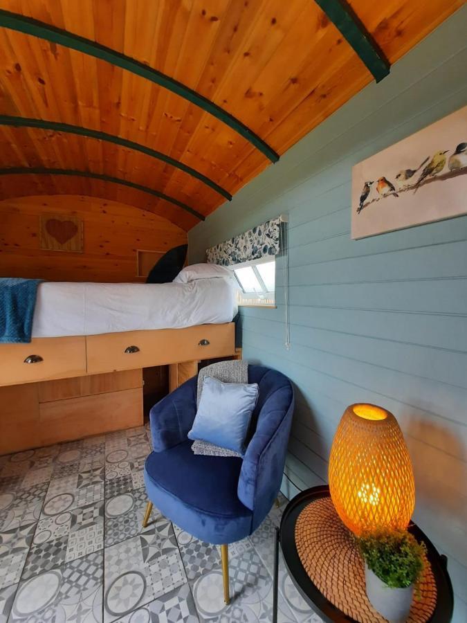 Greenacres Glamping 2*